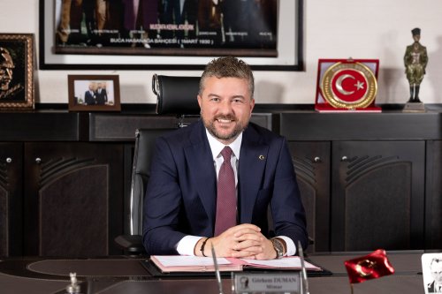 buca-belediye-baskani-gorkem-duman-1-001.jpg