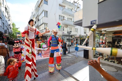 izmir-cocuk-ve-genclik-tiyatrolari-festivali-2.jpeg