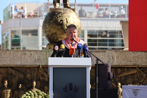 urla-enginar-festivali-coskuyla-basladi-sokaklar-solene-dondu-3.jpg