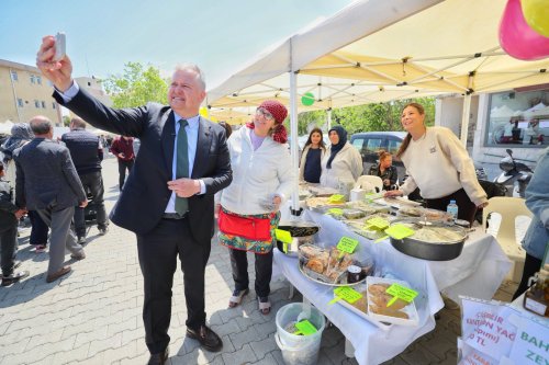 urla-enginar-festivalinde-ikinci-gun-coskusu-11.jpg