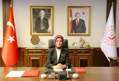 bakan-mahinur-ozdemir-goktas-foto.jpg