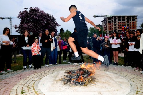 bayraklida-hidirellez-coskusu-yasandi-16.jpeg