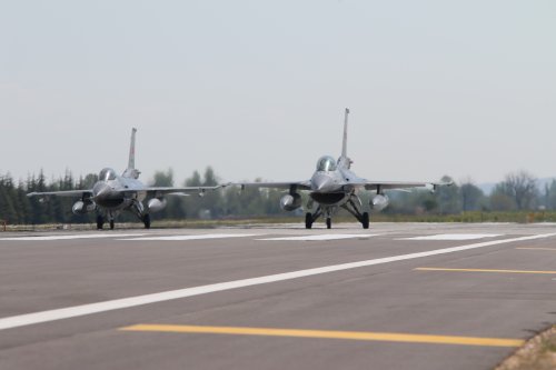 aw701668-14.jpg