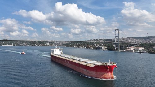 aw702906-01.jpg