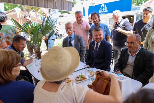 buca-goksu-1-kafeye-uc-yildizli-kirmizi-bayrak-10.jpg