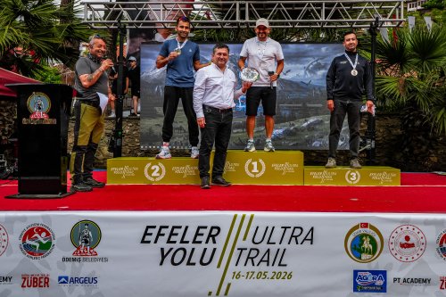 efeler-yolu-ultra-trailde-madalyalar-verildi-1.jpg