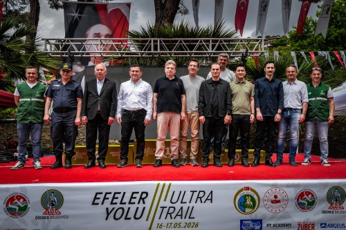 efeler-yolu-ultra-trailde-madalyalar-verildi-7.jpg