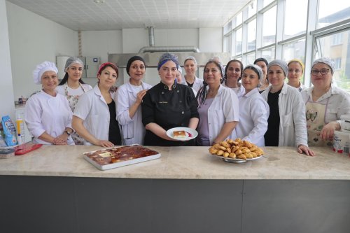 konakli-kadinlar-temel-pastacilik-egitimi-ile-is-sahibi-olacaklar-1.jpeg