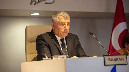 chp-li-guzelbahce-belediyesi-ne-operasyon-baskan-mustafa-gunay-gozaltina-alindi.webp