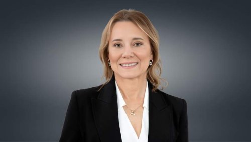 nilufer-cinarli-mutlu.jpg