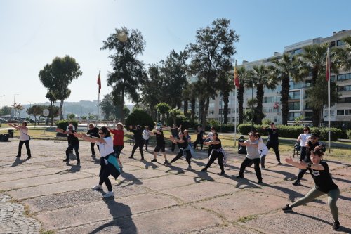 konaklilar-acik-havada-sporu-cok-sevdi-1.jpeg