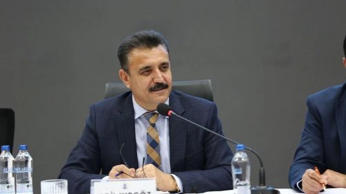 dikili-belediye-baskani-kirgozden-is-birligi-vurgusu.webp