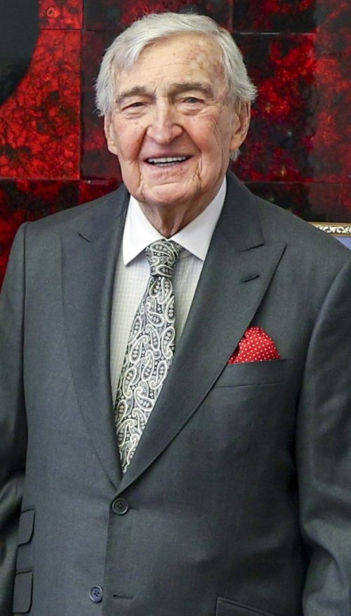 aw719558-01.jpg