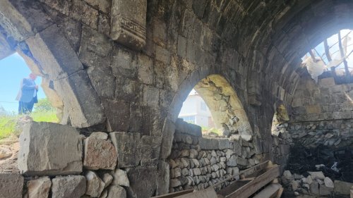 aw721162-03.jpg