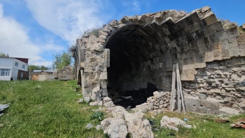aw721162-04.jpg