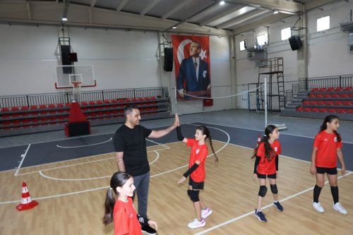 ataturk-kapali-spor-salonu.jpeg