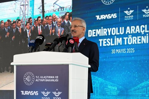 aw724677-01.jpg