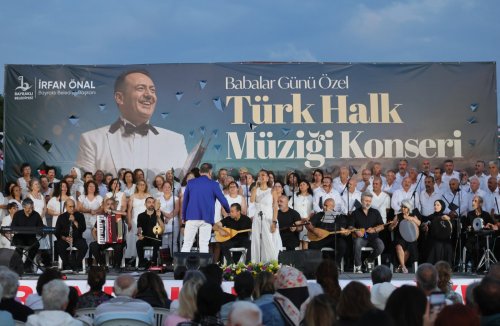 hkxqvttwcaaelg8.jpg