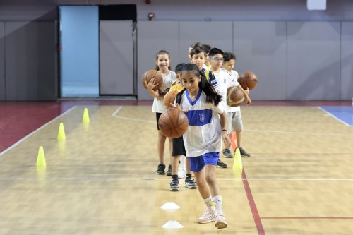 konakin-ucretsiz-yaz-spor-okullarinda-kayit-donemi-basladi-6.jpeg