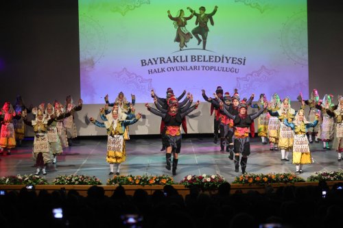 basamak-kursiyerlerinden-yil-sonu-etkinligi-4.jpeg