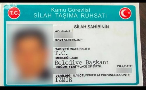 seferihisar-belediyesine-yonelik-yurutulen-sorusturma-kapsaminda-belediye-baskan-yardimcisi-ina.jpg