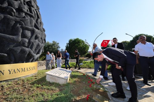 bayraklida-madimak-anmasi-3.jpeg