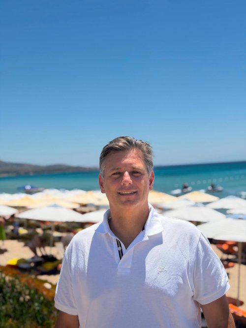 cesme-sezonunu-12-aya-yayarak-bir-cazibe-merkezi-haline-gelebilecek-cografi-ve-fiziki-kosullara.jpg