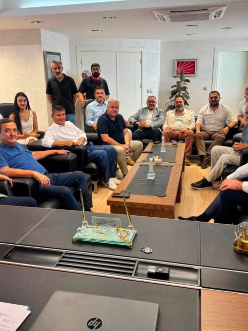 narlidere-ve-konak-belediye-baskanligi-gorevlerinde-uzun-yillar-boyunca-halkci-belediyecilik-anl-2.jpg