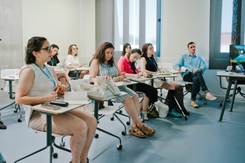 fransizca-ogretmenlerinin-mesleki-gelisimlerini-desteklemek-amaciyla-duzenlenen-fransizca-ogretmenleri-yaz-universitesi-etkinligi-ieude-gerceklestirildi-4.jpeg