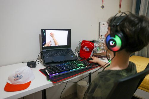 vdkytc1nmxdf7pwnxjcrwrvjoj7r0pwit2fx7tab.jpg