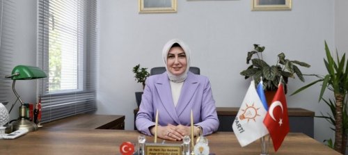 ak-parti-cesme-ilce-baskani-pinar-ozen-den-aciklama.jpeg