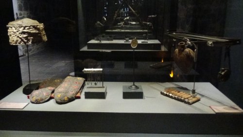 aw750809-06.jpg