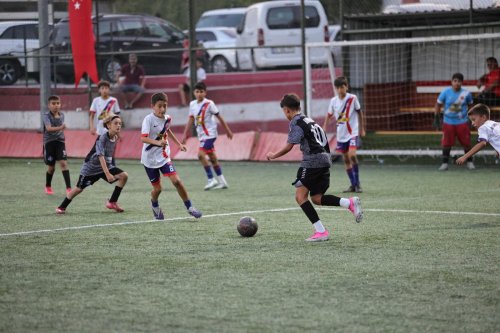 bayraklida-u-12-cupta-sampiyon-belli-oldu-3.jpeg