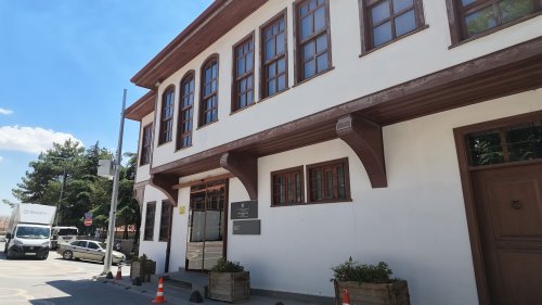 aw753924-10.jpg
