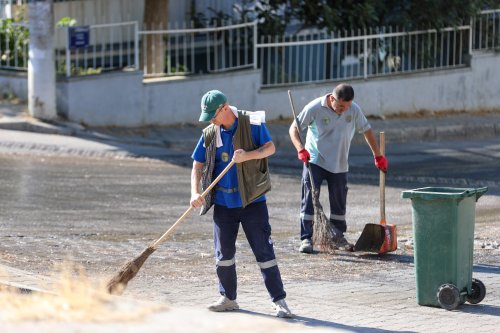 bucada-yaz-temizligi-hiz-kesmeden-suruyor7.jpg