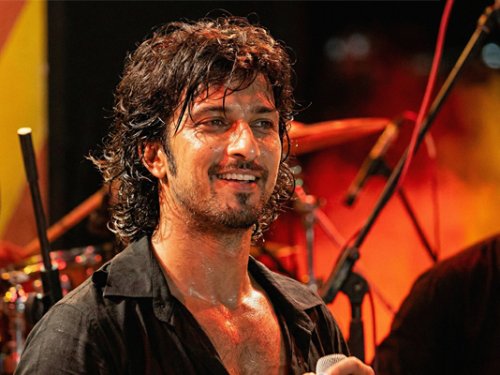 tarkan-ay.png