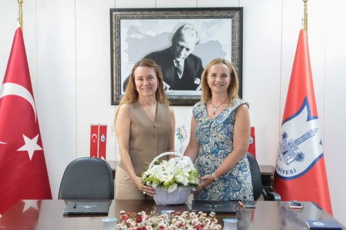 konakta-imzalar-firsat-esitligi-icin-atildi-3.jpeg