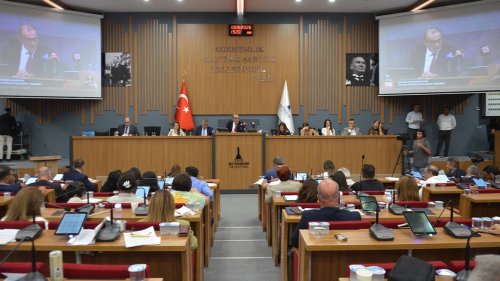 izmir-buyuksehir-belediye-meclisinde-aritmetik-degisti-en-fazla-meclis-uyesi-yeni-partide.webp