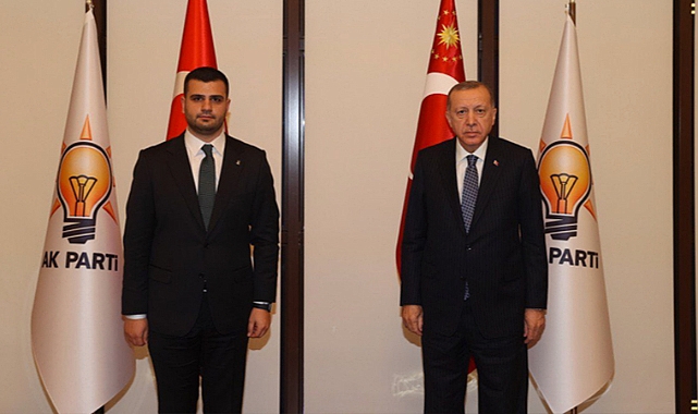 cumhurbaskani-erdogan-dan-eyyup-kadir-inan-a-ovgu-1087.jpg
