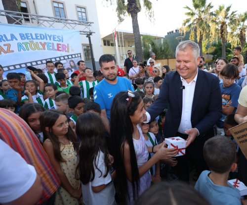 urlada-cocuklar-yaz-atolyeleriyle-hem-eglendi-hem-ogrendi-5.jpg