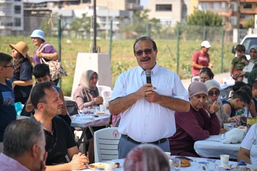 yzc-7566-umit-mahalle-muhtari-cemal-altin.jpg