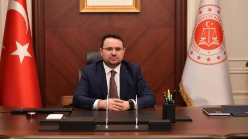 akin-gurlek-kimdir-yeni-adalet-bakani-akin-gurlek-in-hayati-ve-kariyeri.webp
