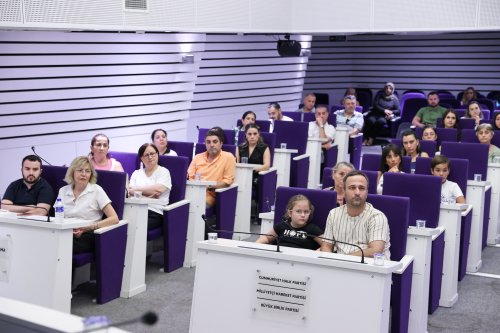 buca-belediyesinden-cocuklarin-okul-hayatina-isik-tutan-seminer1.jpg