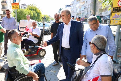 buca-belediyesi-kortej3.jpeg