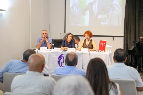buca-belediyesi-kortej7.jpeg