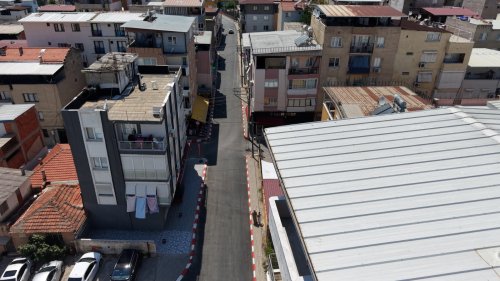 bayraklida-asfalt-seferberligi-suruyor-25-noktada-tamamlandi-5-noktada-daha-basliyor-25.jpeg