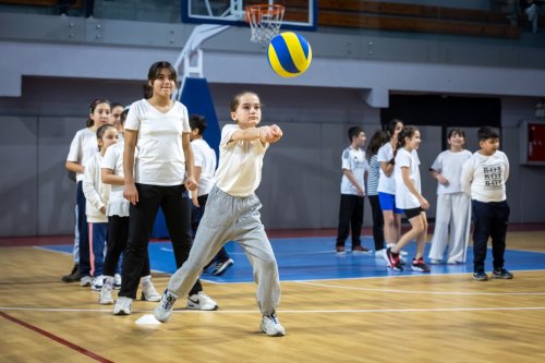 konak-belediyesinin-kis-spor-okullarinda-kayit-heyecani-devam-ediyor-4.jpeg