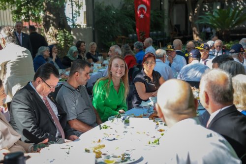 baskan-mutludan-gaziler-gunune-ozel-bulusma-her-zaman-yaninizdayiz-5.jpeg