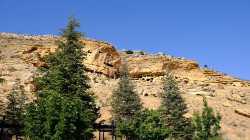 aw792392-03.jpg