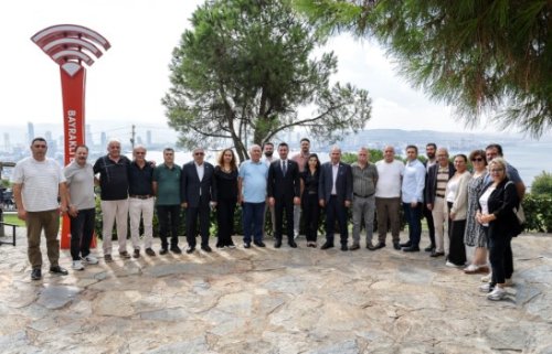 baskan-onal-muhtarlarla-bir-araya-geldi-1.jpeg